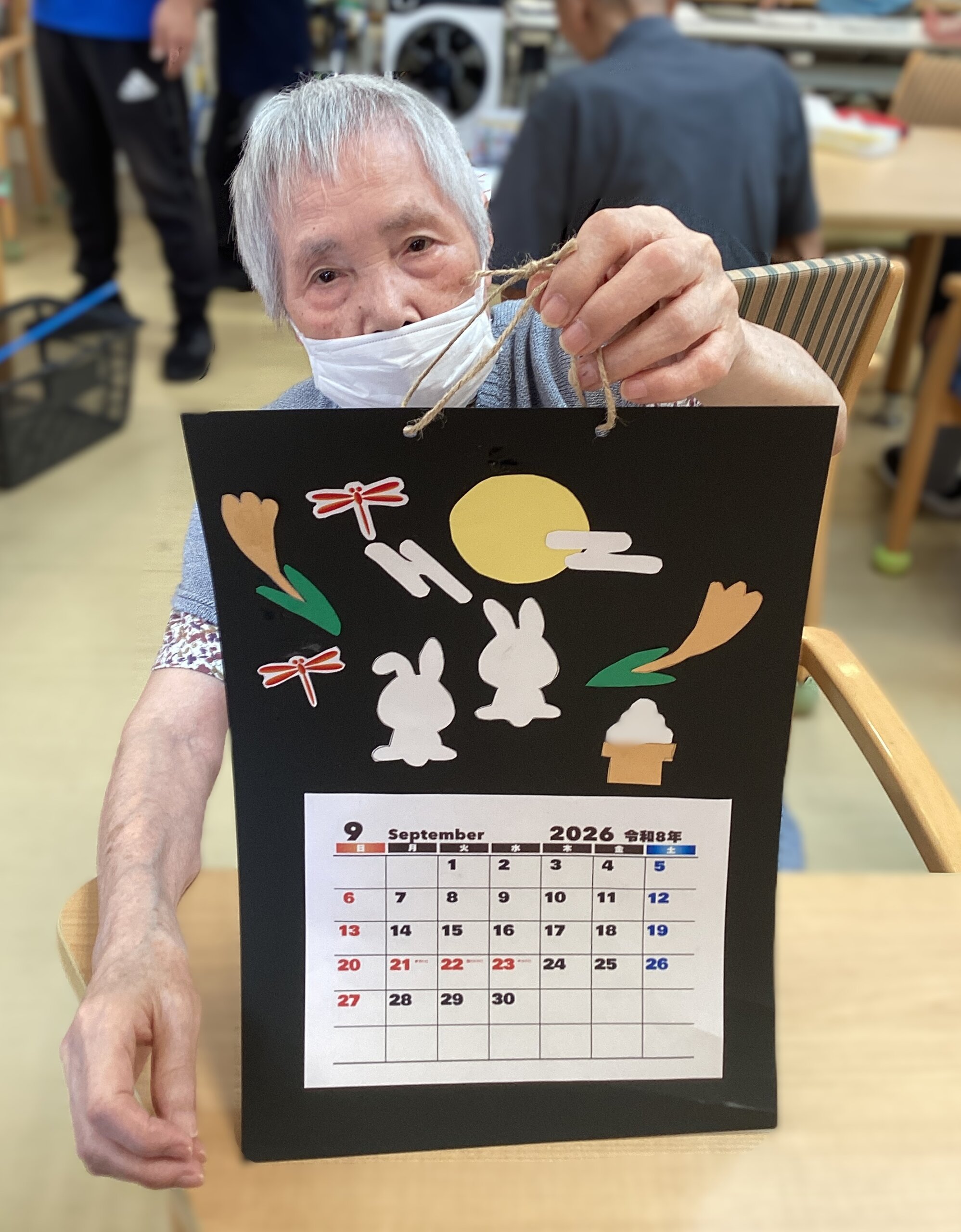 カレンダー作り【デイサービスセンターフィラージュ開出】 - 社会福祉法人ひとつの会