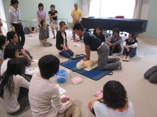 心臓マッサージ