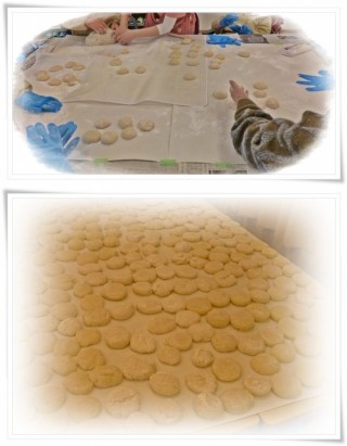 餅丸め隊おそるべし