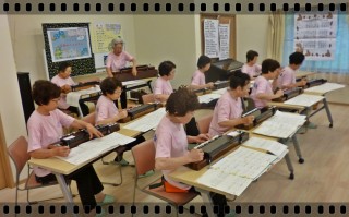 熱演！！！桃色奏者