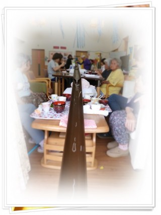 そうめんが下まで流れて来ない