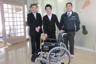 プリウスハイブリッド号